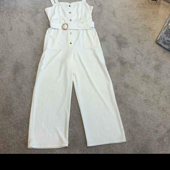 Zara jumpsuit - Picture 2 of 6